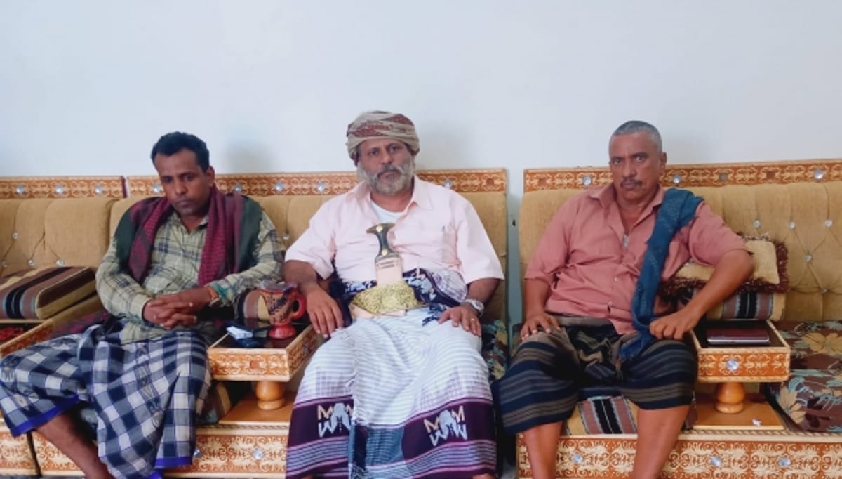 سقطرى...قبائل نوجد تؤكد تمسكها بالشيخ بن ياقوت وترفض تحركات أدوات الإمارات