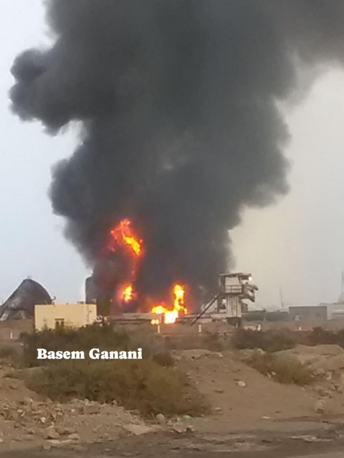 انفجار جديد في خزانات الوقود بميناء الحديدة