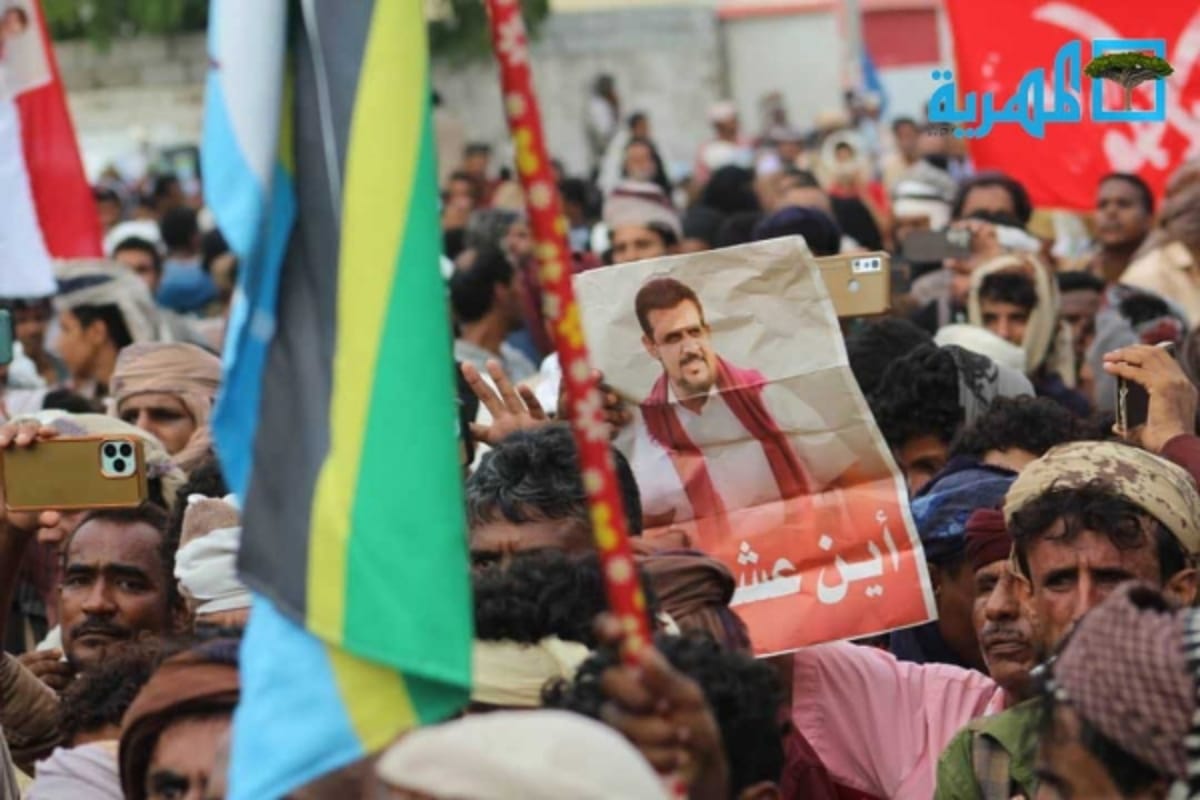 قبيلة الجعادنة بأبين تؤكد تمسكها بالعدالة لحل قضية نجلها المختطف بعدن علي عشال