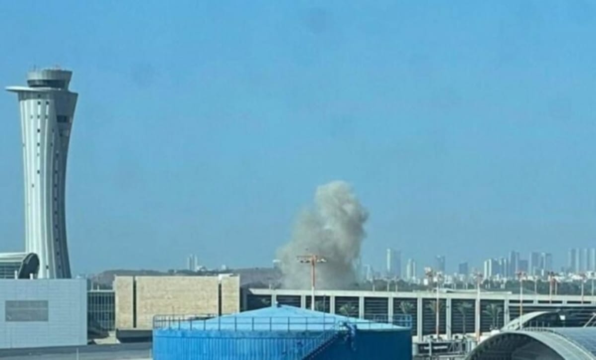 القناة 12 الإسرائيلية: تعليق الملاحة الجوية في مطار بن غوريون عقب إطلاق صاروخ من اليمن