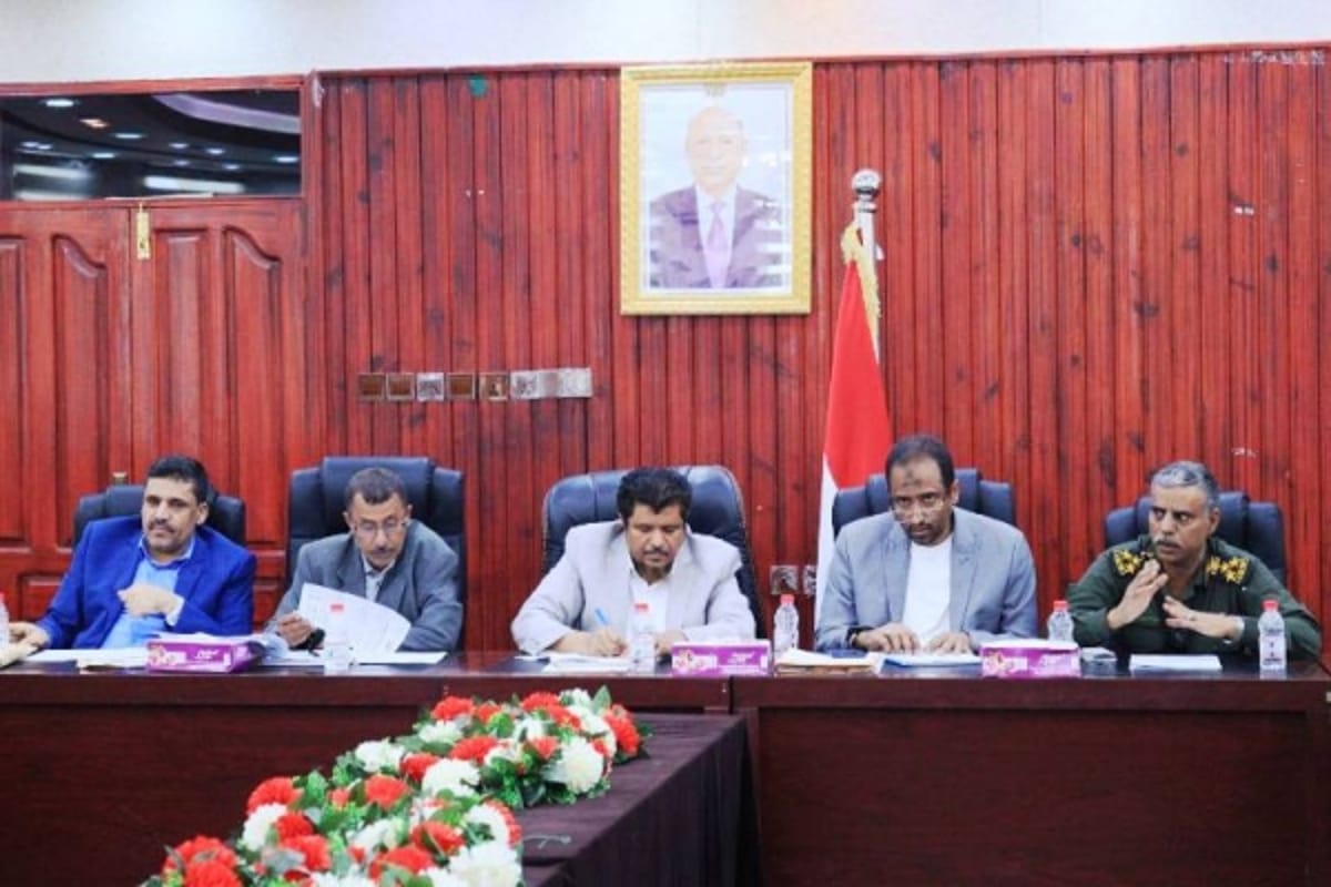 تنفيذي المهرة يشدّد على تحسين مستوى الأداء خلال العام 2025