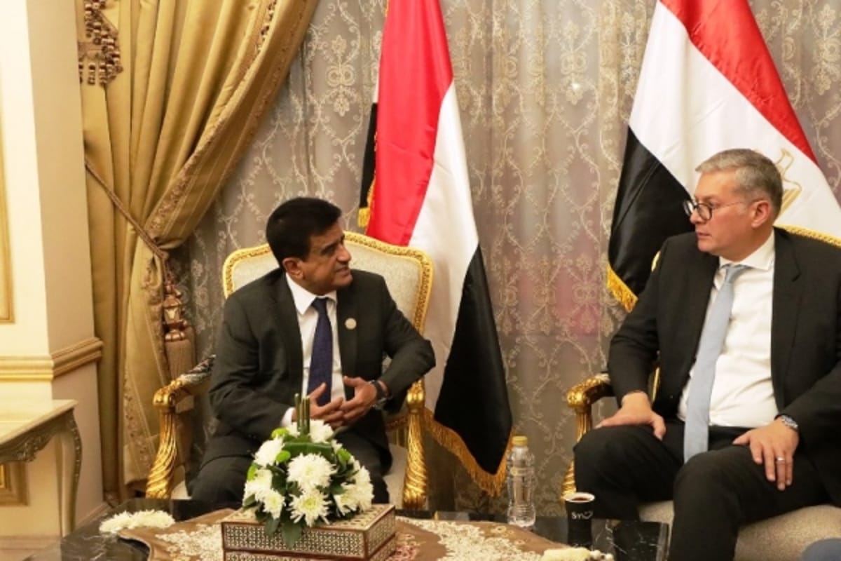 اليمن ومصر تبحثان فرص الاستثمار في قطاعات النفط والغاز والمعادن