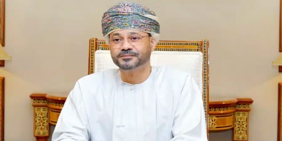 وزير الخارجية العماني يبحث مع نظيره القطري المستجدات الإقليمية