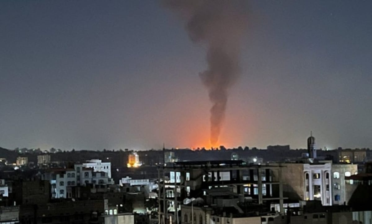 غارات جوية هي الأعنف تحرق مناطق متفرقة في صنعاء