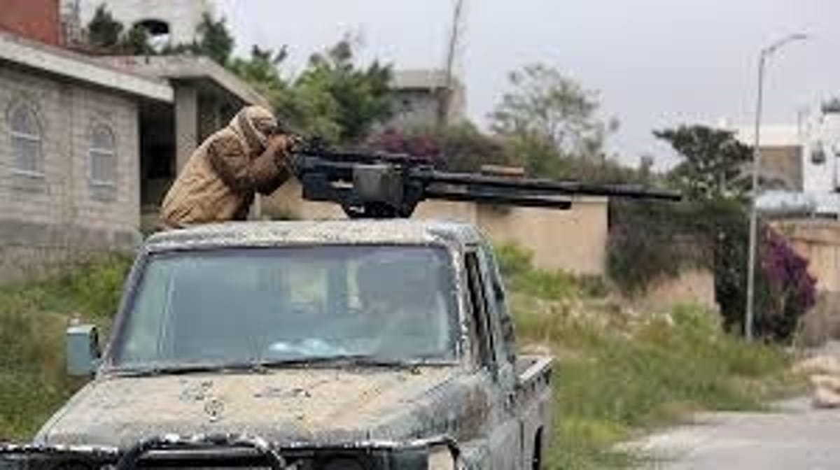 الجيش يُفشل محاولة تسلل حوثية في جبهة العنين غرب تعز