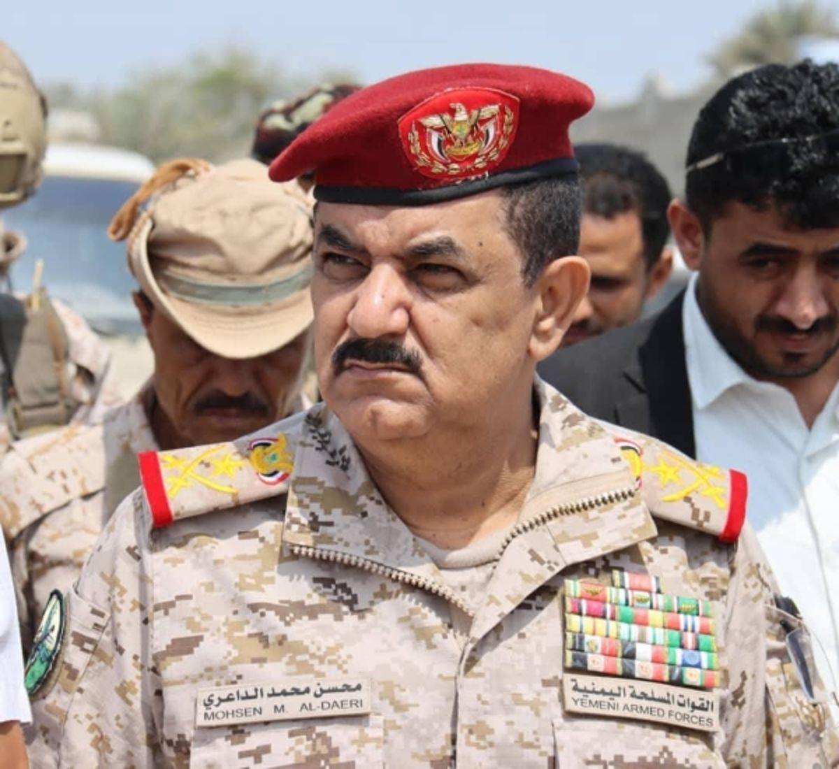 وزير الدفاع يفتتح وحدة القلب في مستشفى عبود العسكري بعدن