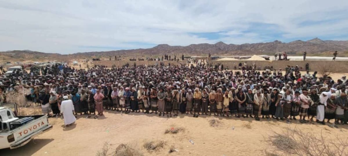 إقامة صلاة الغائب على روح فقيد شبوة الشيخ عوض العولقي