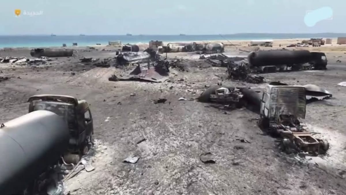 غوتيريش يعرب عن "قلقه البالغ" إزاء استهداف ميناء رأس عيسى في الحديدة