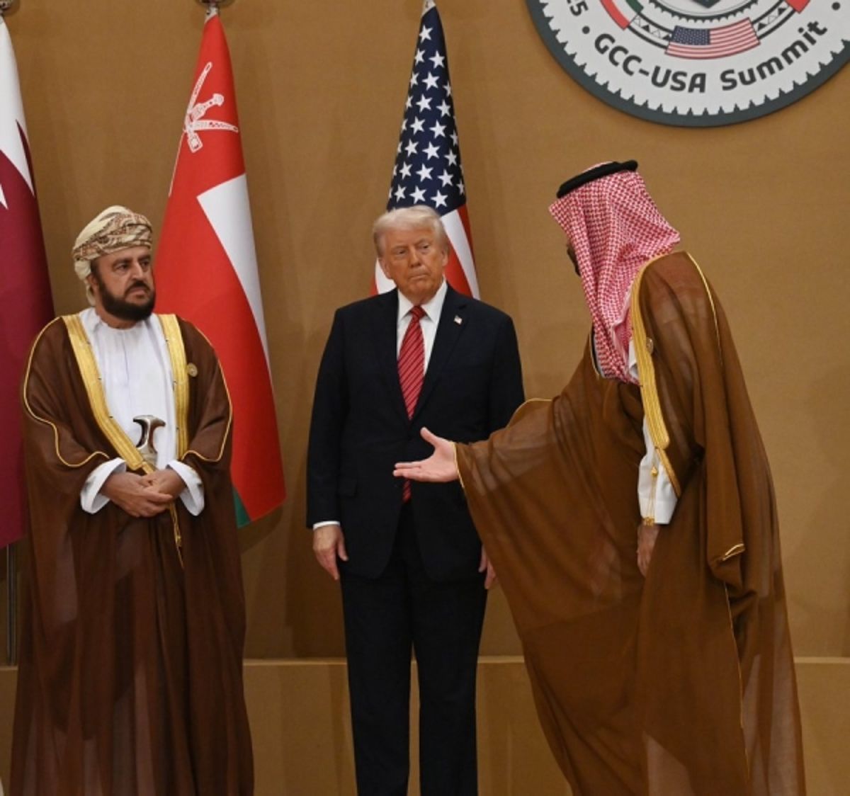 سلطنة عمان تبشر بمزيد من النجاح في الملف اليمني
