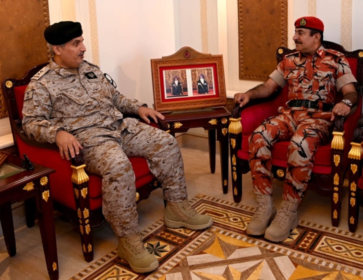 مسقط.. مباحثات عمانية سعودية تتناول التعاون العسكري بين البلدين