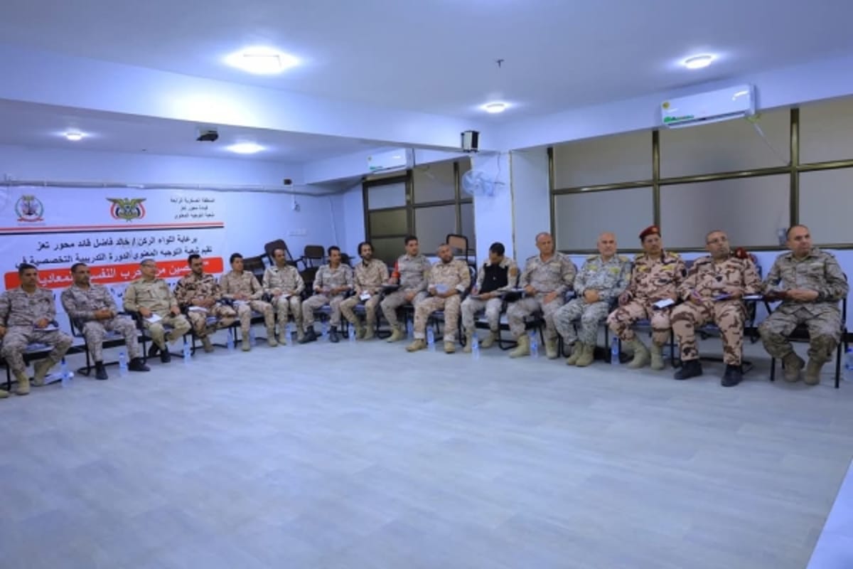 محور تعز يُدشّن دورة الحرب النفسية الثالثة استعدادا لمعركة التحرير
