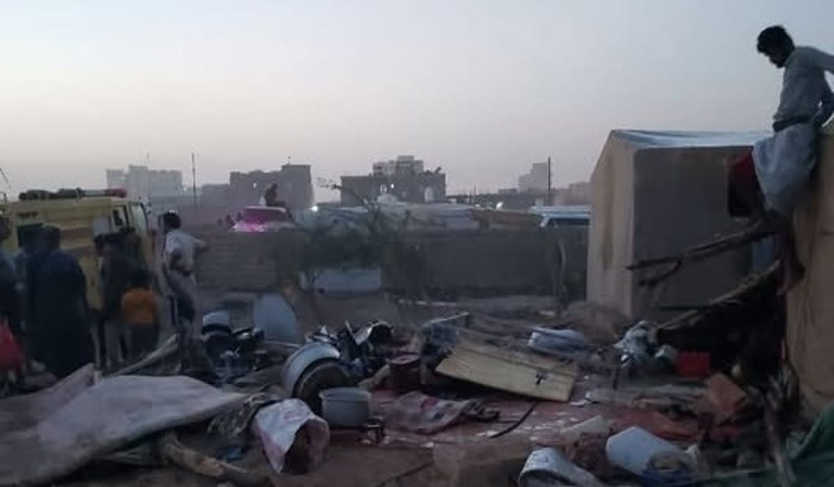 الدفاع المدني في مأرب يخمد حريقاً بسبب انفجار أسطوانة غاز