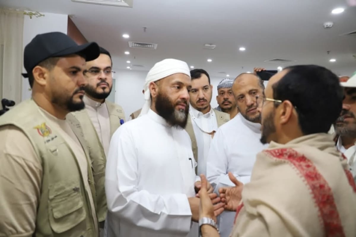 وزير الأوقاف والإرشاد يتفقد أوضاع الحجاج اليمنيين في مكة المكرمة
