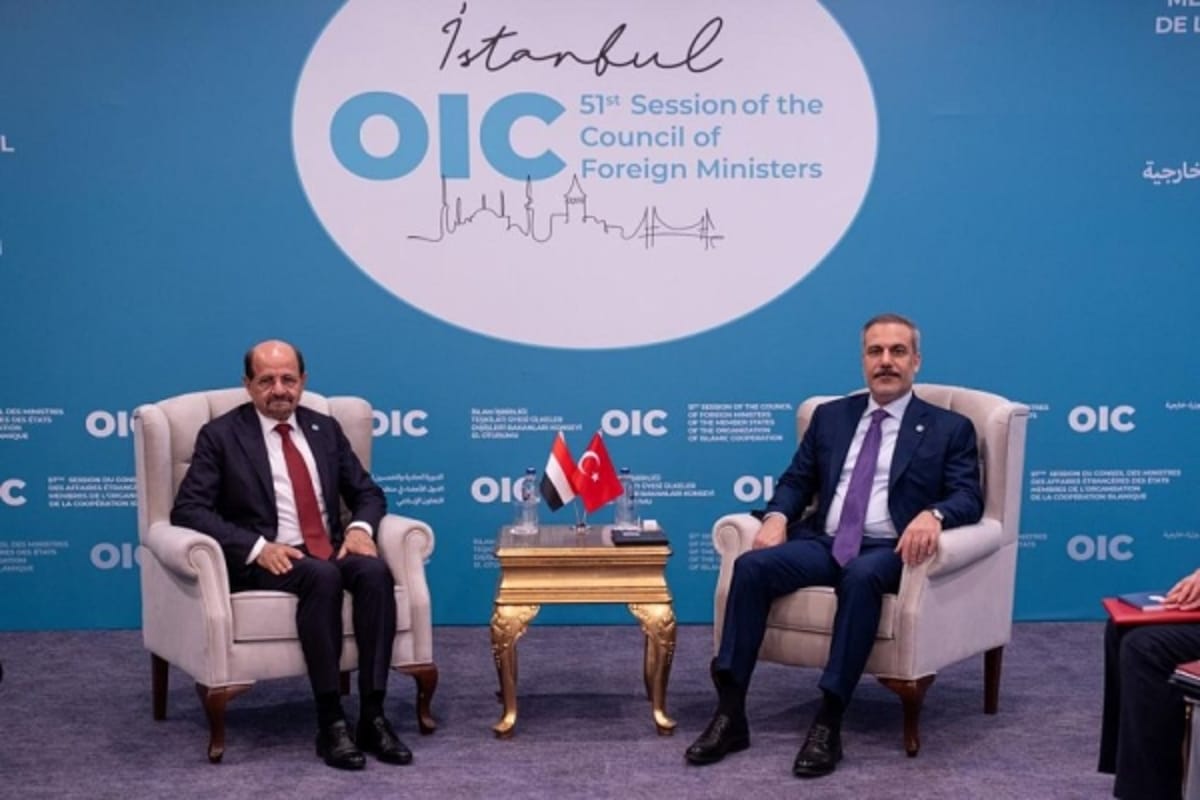 وزير الخارجية التركي يؤكد دعم بلاده لوحدة اليمن والعمل على إنهاء معاناة اليمنيين