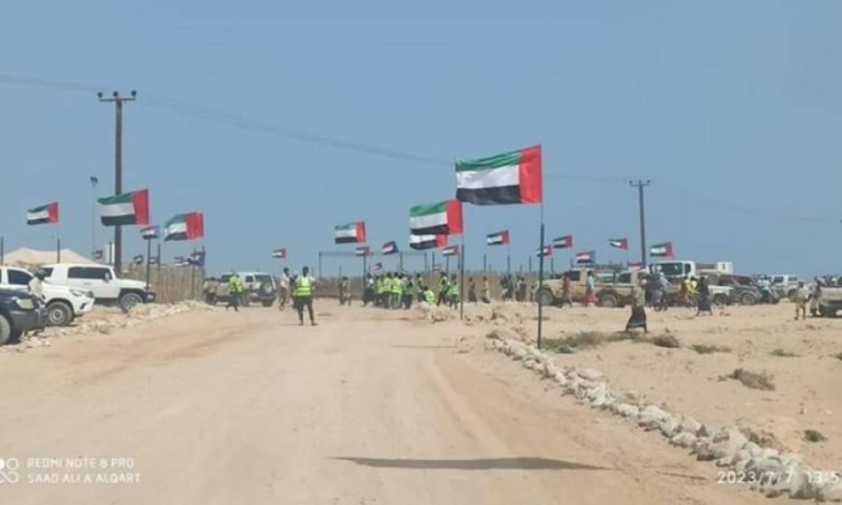أنيس منصور: سقطرى تحولت من جزيرة طبيعية إلى قاعدة عسكرية وسط صمت حكومي