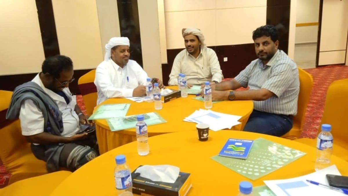 وفد من المهرة يشارك في ورشة تعريفية بالمكلا لتعزيز الزراعة المستدامة والصمود المجتمعي