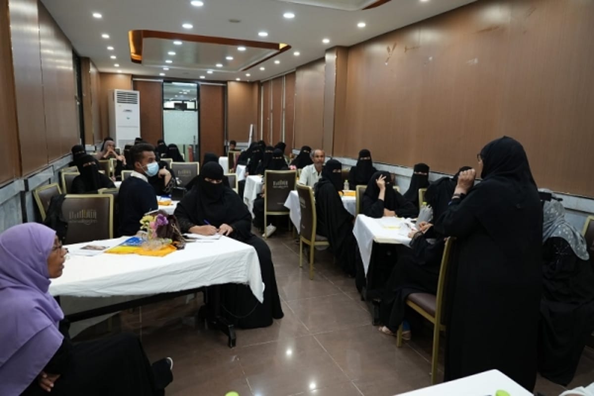 عدن.. بدء تأهيل 280 متطوعة لدعم حملة التحصين ضد شلل الأطفال