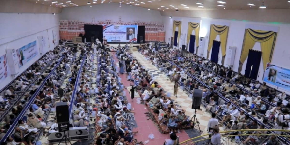 مجلس عزاء بحضور رسمي وشعبي لـ "صالح حنتوس" في مأرب