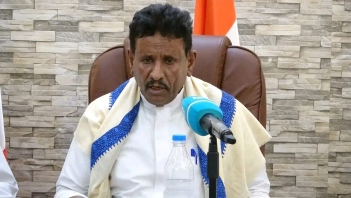 سعيد عفري: أبناء المهرة سيظلون سداً منيعاً أمام محاولات جرّ المحافظة إلى الفوضى