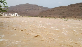 سيول قرية قديفوت في مديرية حصوين بالمهرة  - مواقع التواصل