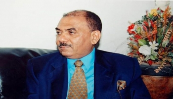 الشاعر اليمني الراحل حسن أحمد اللوزي (1952- 2020)