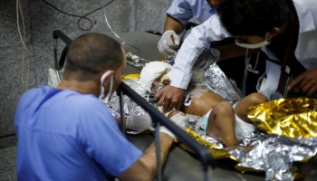 أحد الأطفال ضحايا غارة جوية على منازل مواطنين في محافظة الجوف - 15 يوليو 2020