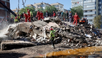زلزال إزمير في تركيا_ارشيف