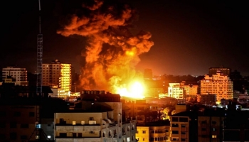 صور من القصف العنيف الذي استهدف قطاع غزة - مواقع التواصل