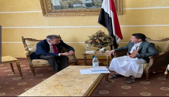 لقاء رئيس لجنة الصليب الأحمر مع رئيس لجنة الأسرى التابعة للحوثيين