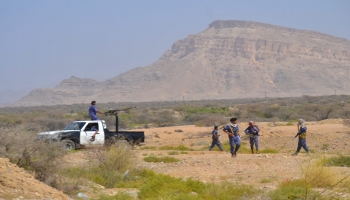 انتشرت قوات الأمن في المنطقة فيما لاتزال الوساطة جارية لمحاولة تحرير المختطفين