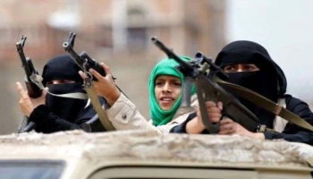 نساء حوثيات يحملن السلاح في صنعاء - أرشيفية