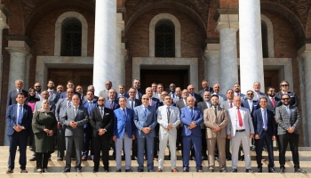 اجتماع رئيس مصرف ليبيا ونائبه ومدراء إدارات واستشاريين