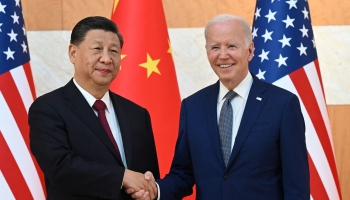 الرئيس الأمريكي ونظيره الصيني في لقاء سابق