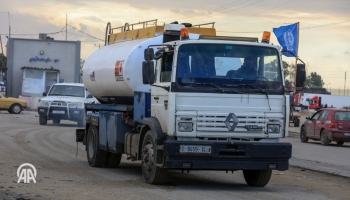 بدء دخول شحنات الوقود إلى غزة