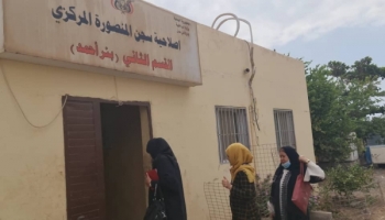 صحفي مفرج عنه يفجر قضية مروعة: تعذيب وابتزاز جنسي بحق معتقلين شماليين في سجون الانتقالي بعدن