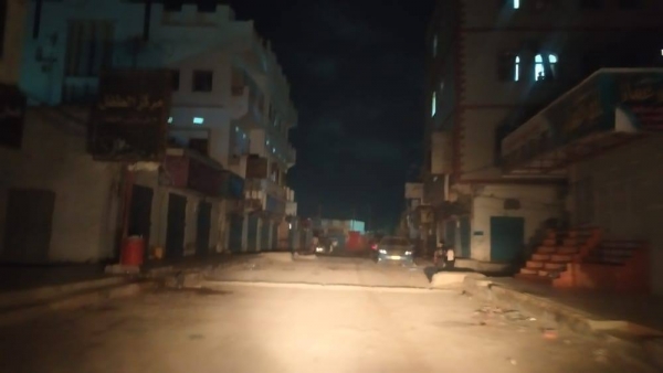 هكذا بدت شوارع مدينة "الغيضة" عاصمة المهرة بعد تطبيق حظر التجول