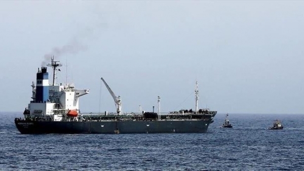 وصول 3 سفن نفطية إلى ميناء الحديدة غربي اليمن