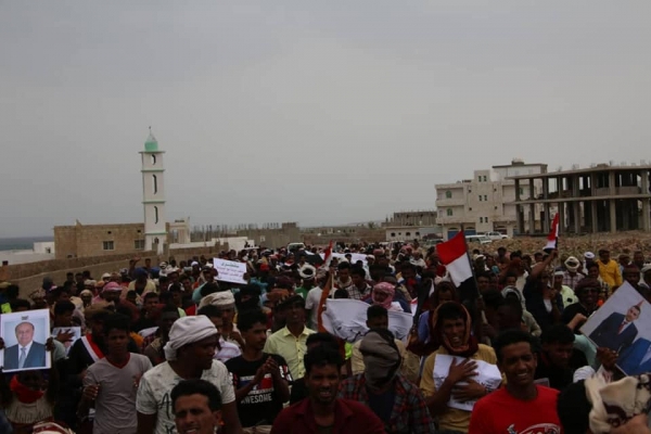 كفاين: الحشد الجماهيري في سقطرى هو تعبير عن مواقف أبناءها المنحازة للشرعية