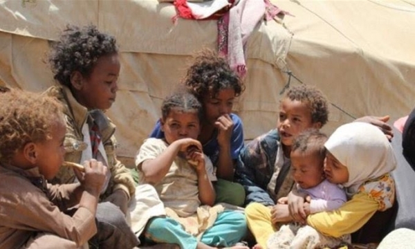 منع الحوثيون التعامل بالطبعة الجديدة من العملة ما أضاف أعباء اقتصادية على المواطنين