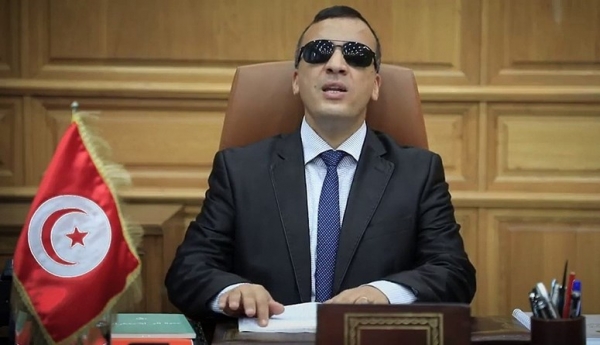 أول وزير تونسي “كفيف” من ذوي الاحتياجات الخاصة