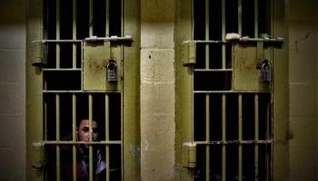 منظمة حقوقية تدين مقتل معتقل في سجون مليشيا الانتقالي بعدن