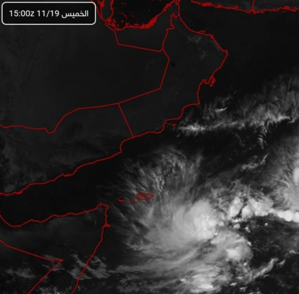 صور الأقمار الصناعية عن الحالة المدارية في بحر العرب