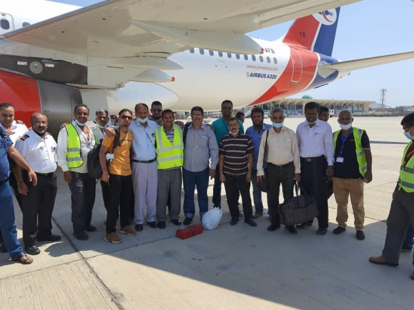 عودة إحدى طائرات الخطوط الجوية اليمنية بعد صيانتها في السودان