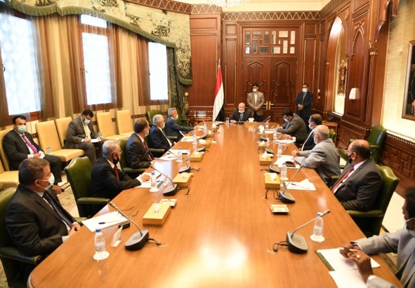 اجتماع الرئيس هادي بمجلس القضاء الأعلى