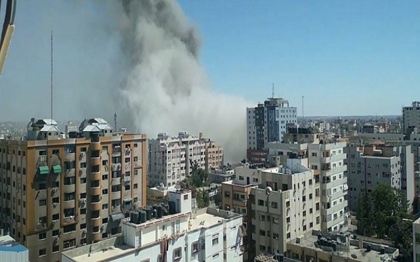 قصف برج في غزة