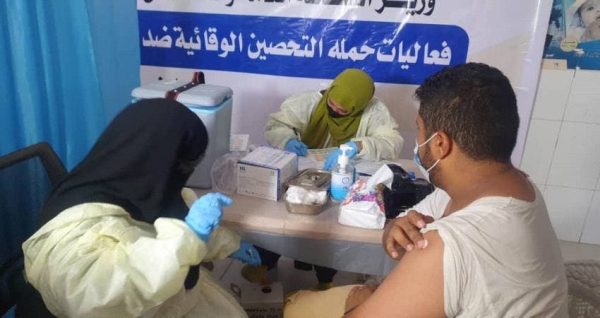 الصحة العالمية تعلن عن حملات واسعة تستهدف القرى اليمنية بلقاح كورونا