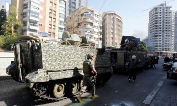 الجيش اللبناني ينتشر في شوارع بيروت بعد إطلاق النار