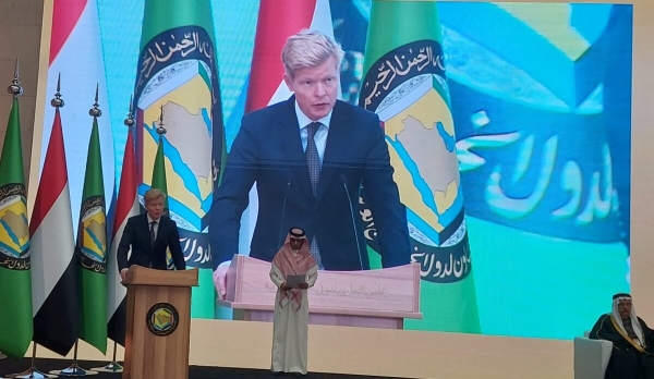 المبعوث الأممي هانس غروندبرغ خلاله كلمته في افتتاح مشاورات الرياض المبعوث الأممي هانس غروندبرغ خلاله كلمته في افتتاح مشاورات الرياض