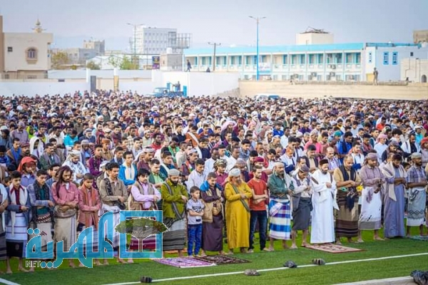 صلاة عيد الفطر المبارك في شبوة صلاة عيد الفطر المبارك في شبوة