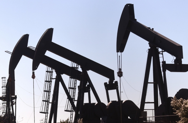 أشارت التقارير أن روسيا تحتل المرتبة الأولى في مصدري النفط للصين تليها السعودية